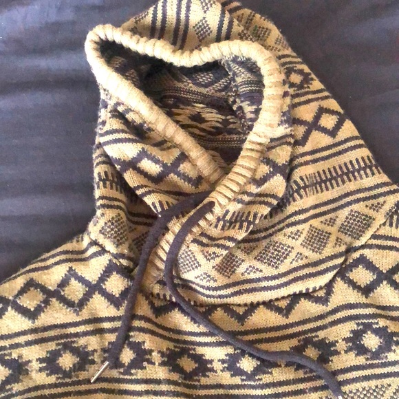 Carbon Aztec pullover - Picture 2 of 3